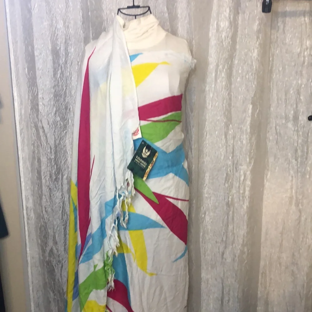 INDONESIA HAND MADE CLOTHING CO. scarf/wrap